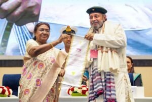 Mithun Chakraborty receives Dadasaheb Phalke Award
